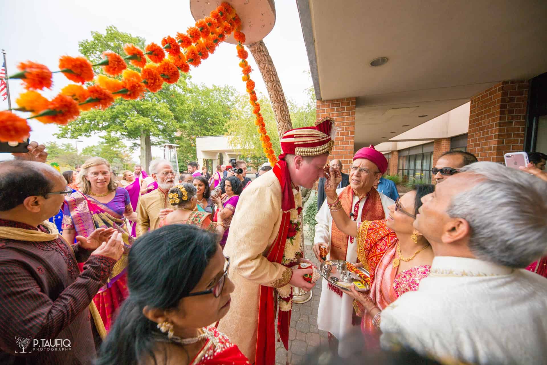 photographer indian wedding boston massachusettes boston burlington marriott hotel0037