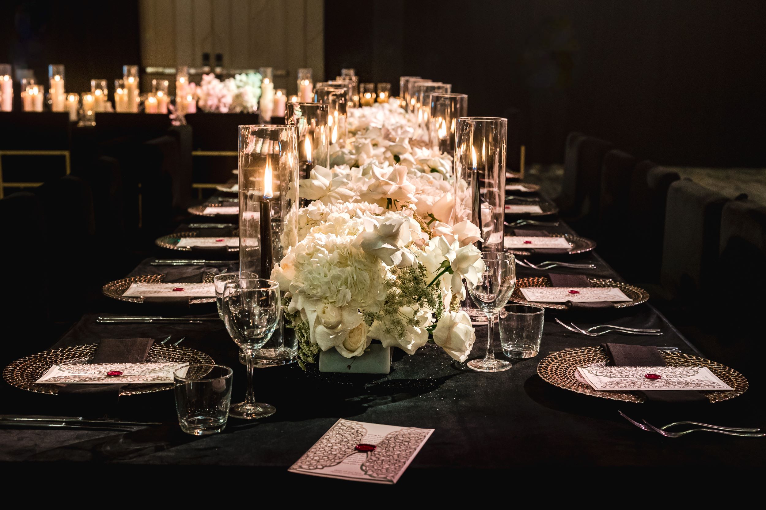 Luxury wedding decor by MalaEvents Waldorf Astoria Cancun Captured by P. Taufiq Photography15