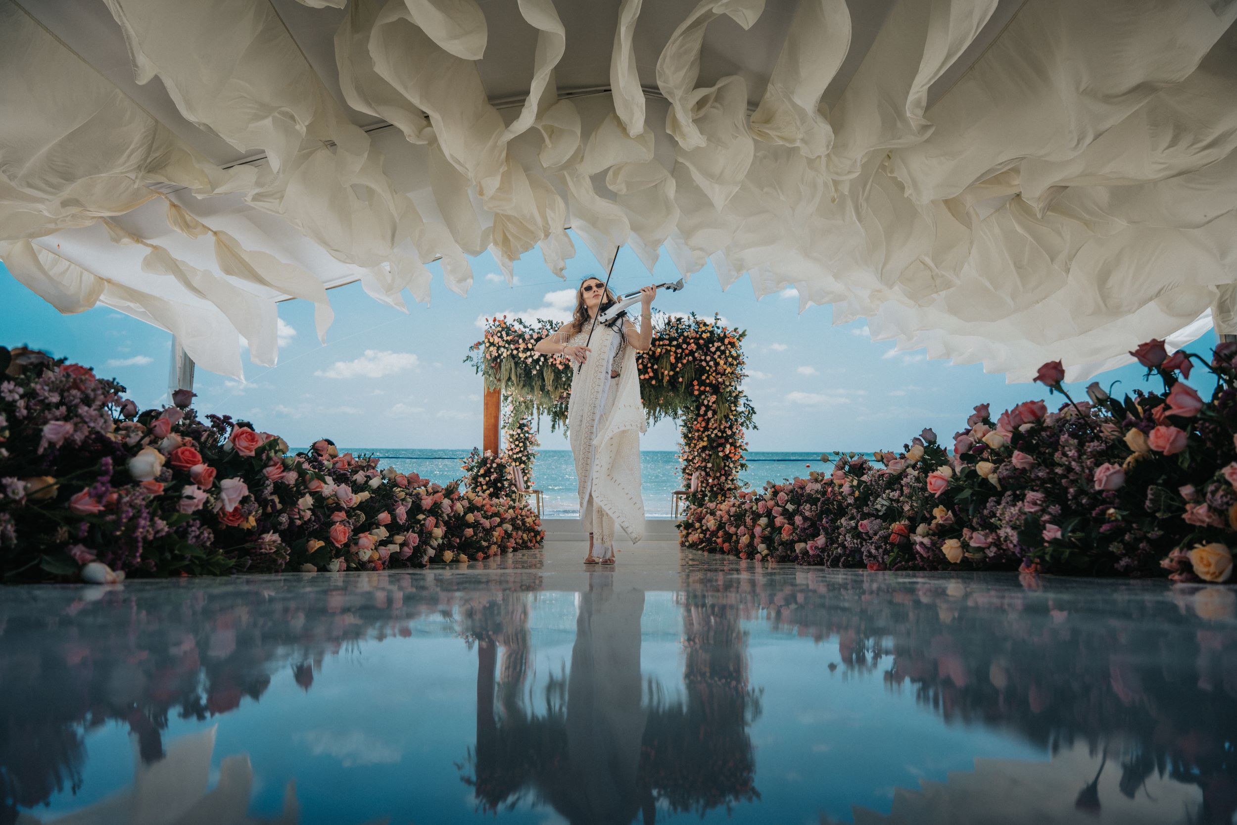 Luxury wedding decor by MalaEvents at Moon Palace Riviera Maya Cancun Captured by P. Taufiq Photography12