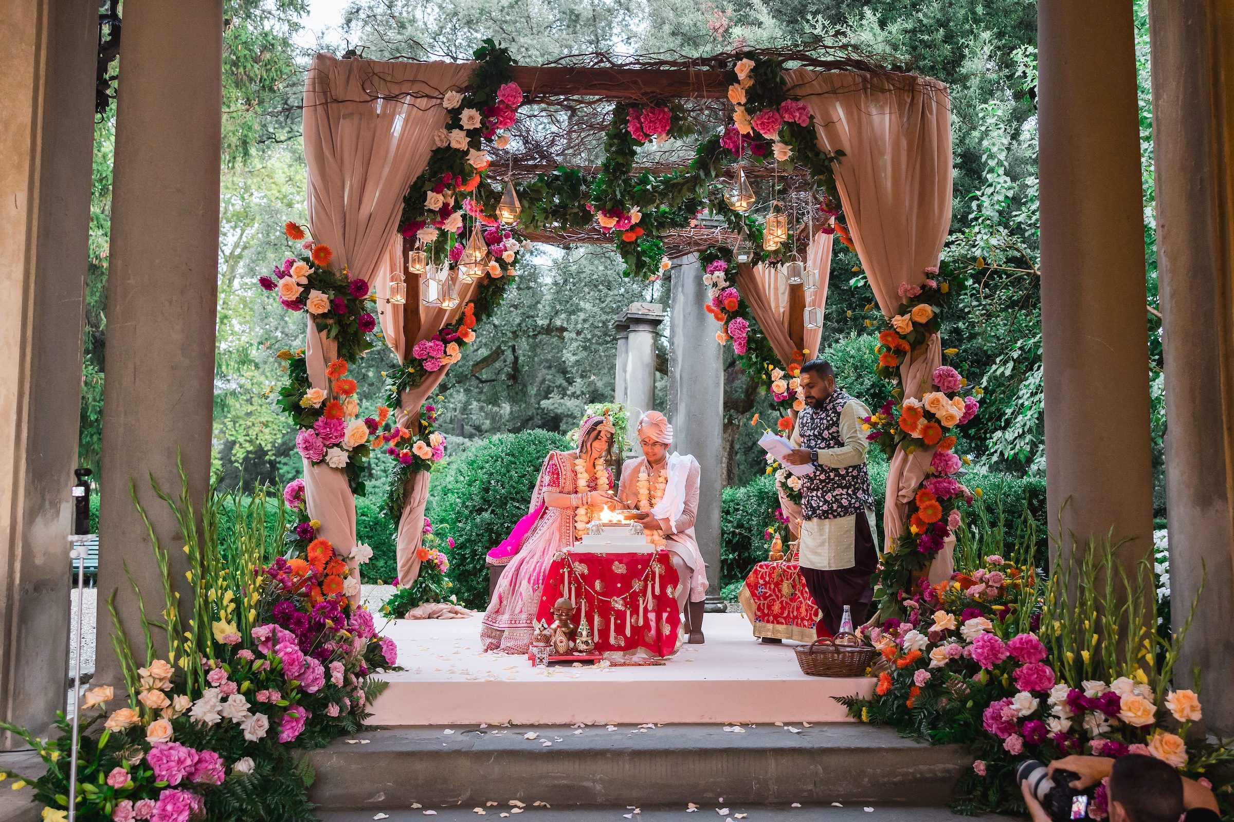 Indian Wedding Villa Pazzi al Parugiano Matrimoni ed Eventi Mandap P.taufiq 1