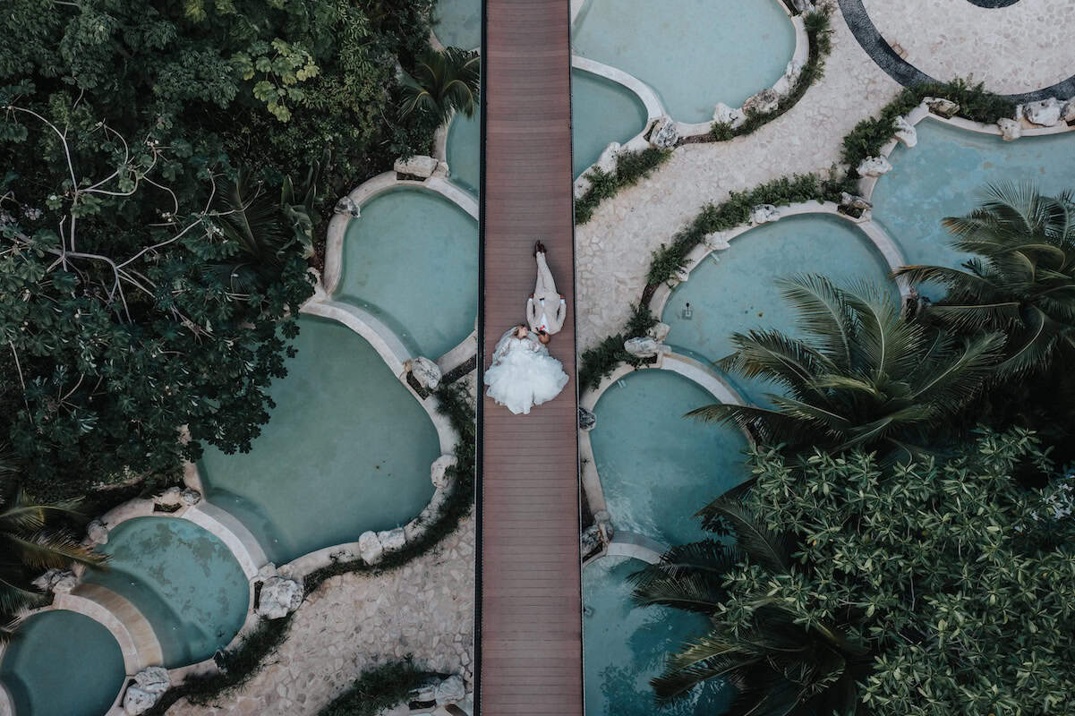 Luxury Wedding La Casa de la Playa Couples P.Taufiq 3