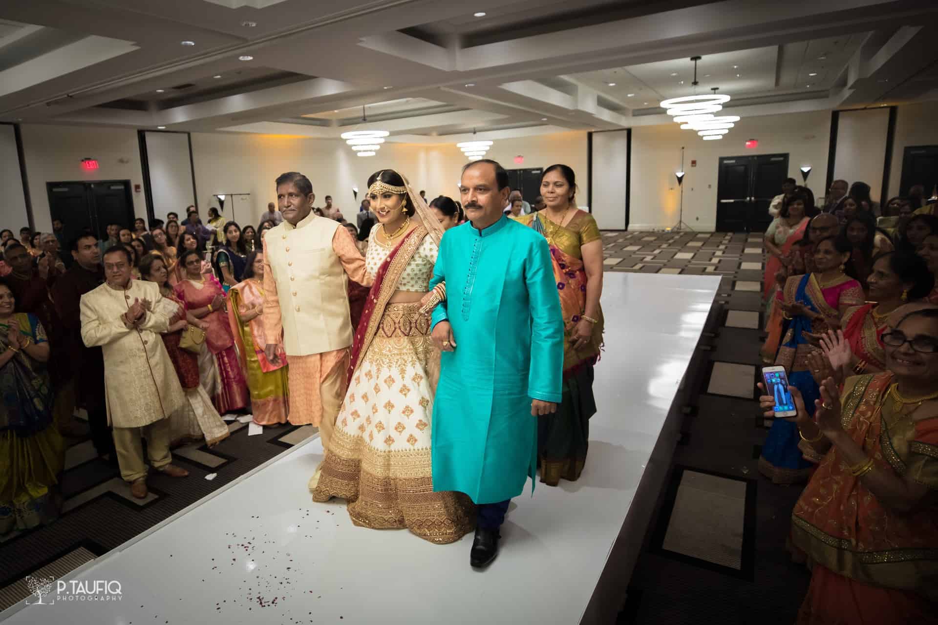 photographer indian wedding boston massachusetts event venue hilton boston woburn0006 2