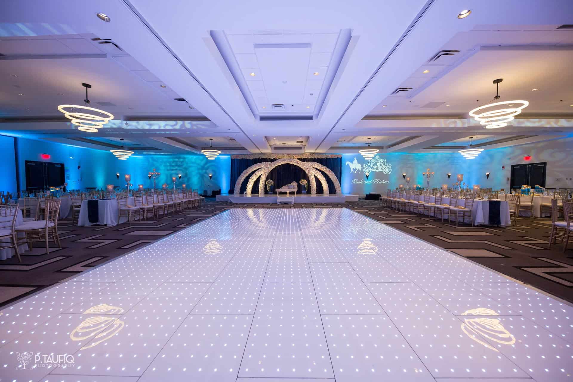 photographer indian wedding boston massachusetts event venue hilton boston woburn0013