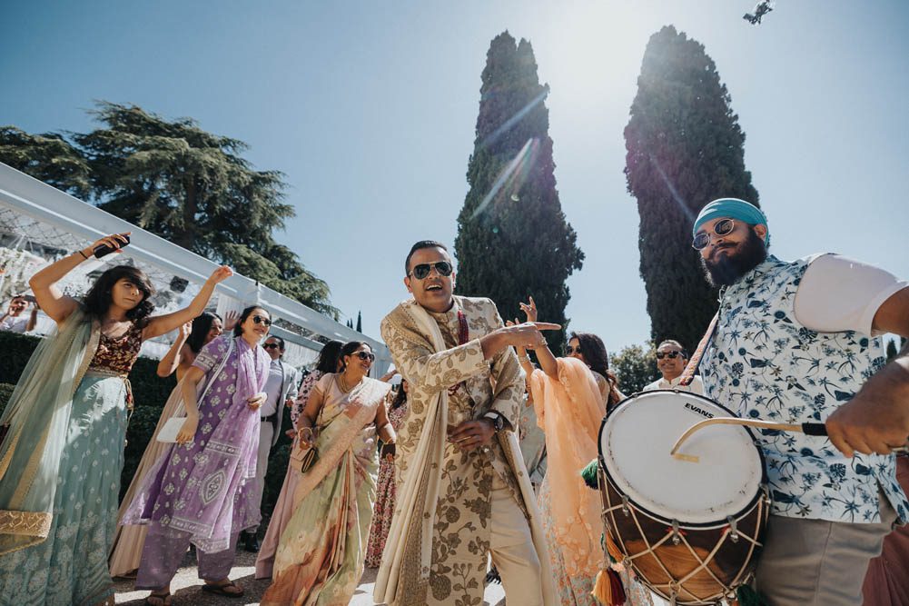 Indian Wedding Photography Baraat Boston Ptaufiq Como Castello Del Nero 5