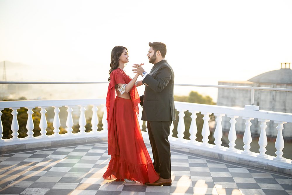 Indian Wedding Photography Destination Wedding Udaipur India Fateh Garh Heritage Resort Couples Portrait 8