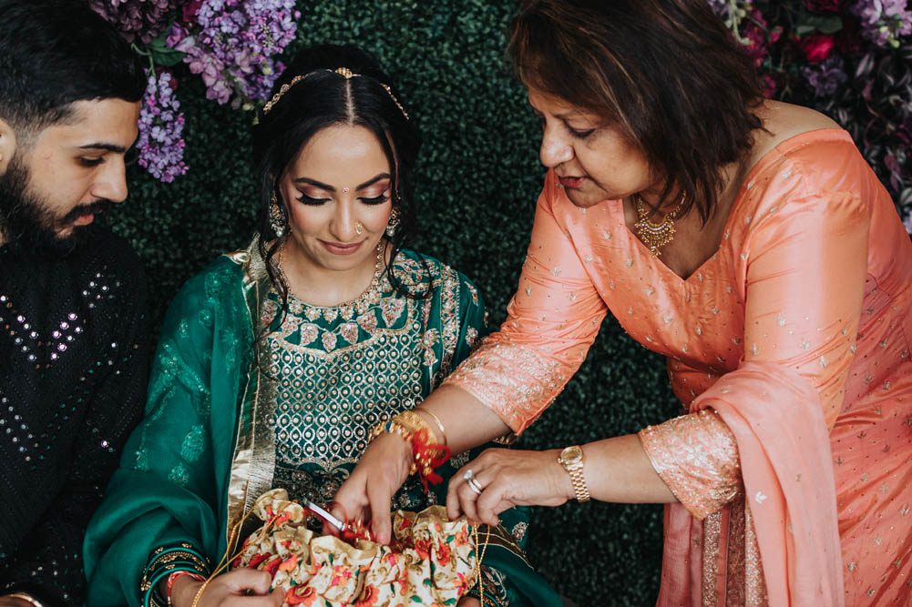 Indian Wedding Photography Shagun Boston Ptaufiq Gaylord National Resort 7