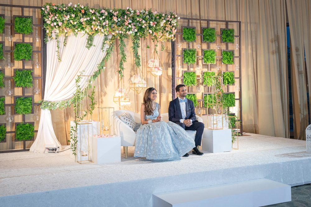 Indian Wedding Reception Double Tree Esplanade Lakes1