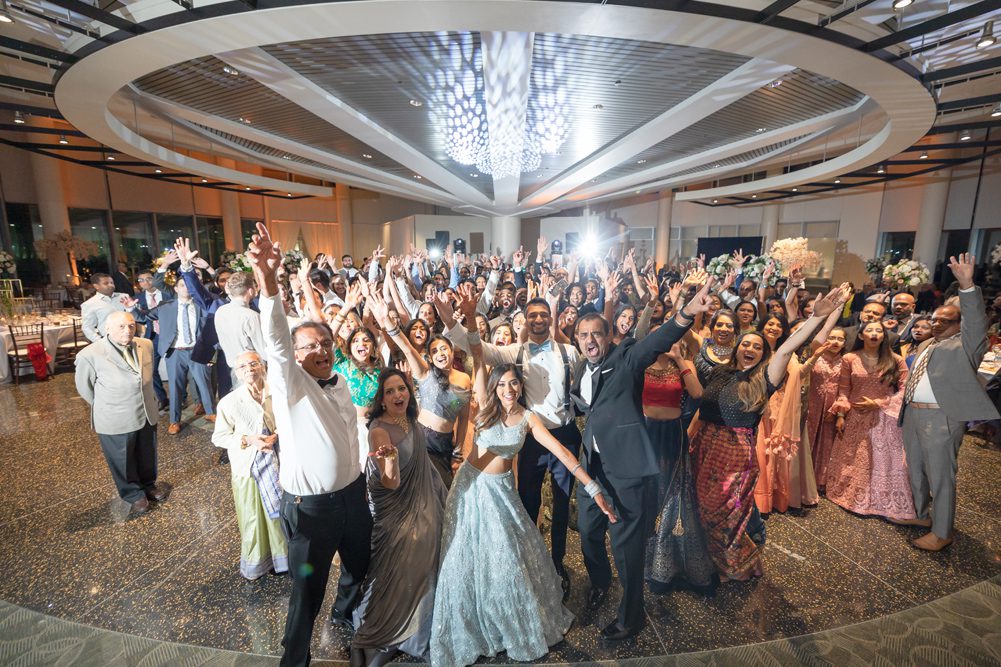 Indian Wedding Reception Double Tree Esplanade Lakes9