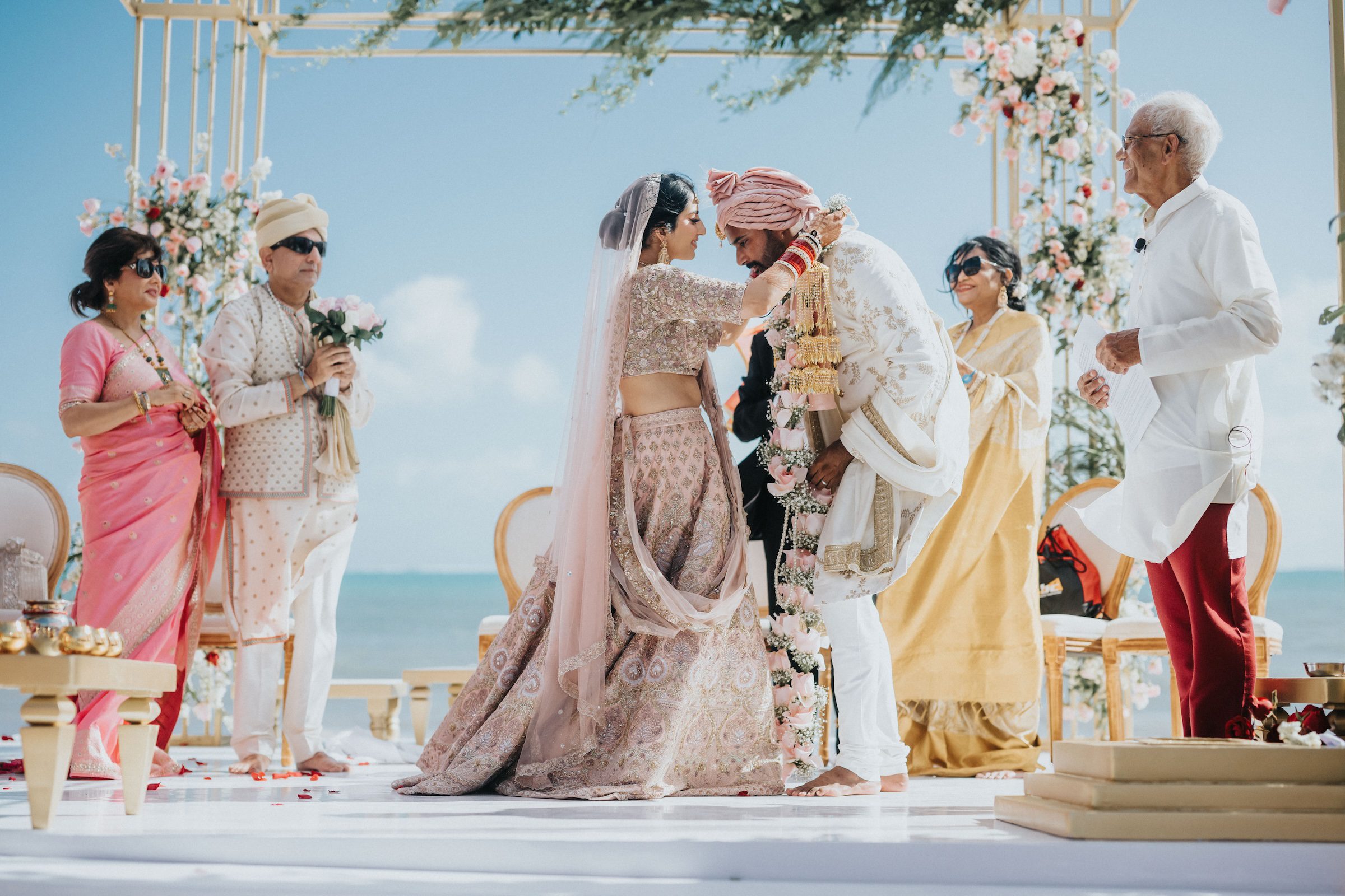 Indian wedding Royalton Splash Riviera Cancun Varmala P.taufiq