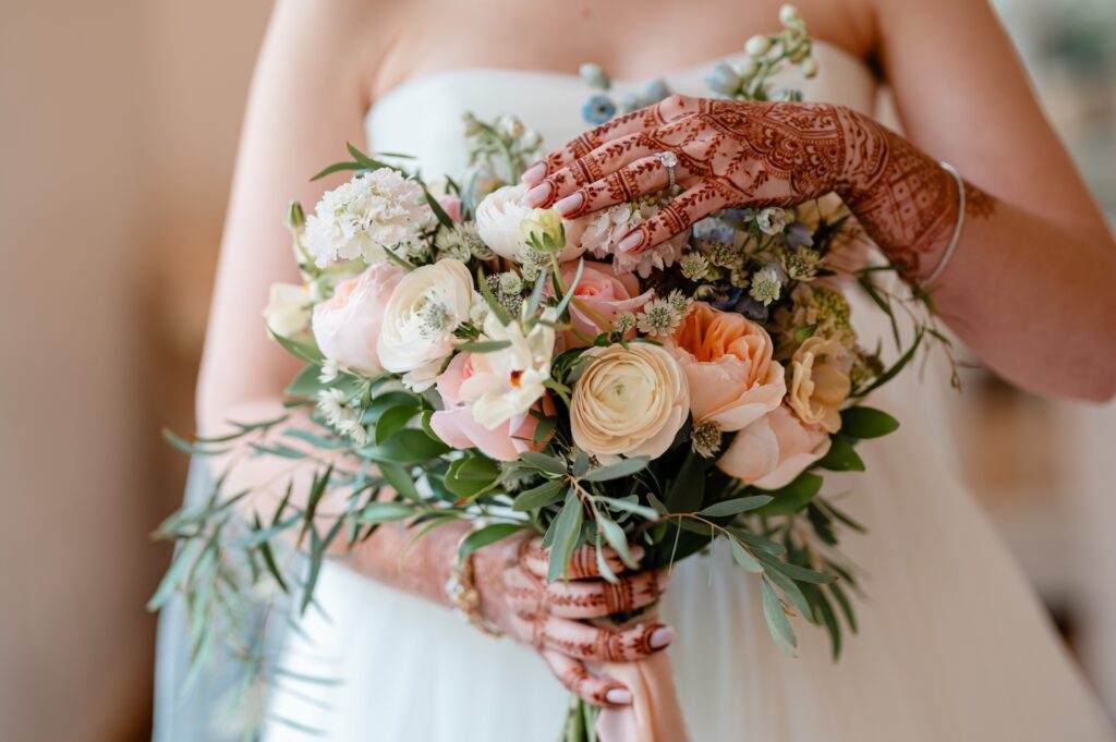ikebana design group bridal bouquet ptaufiq photography