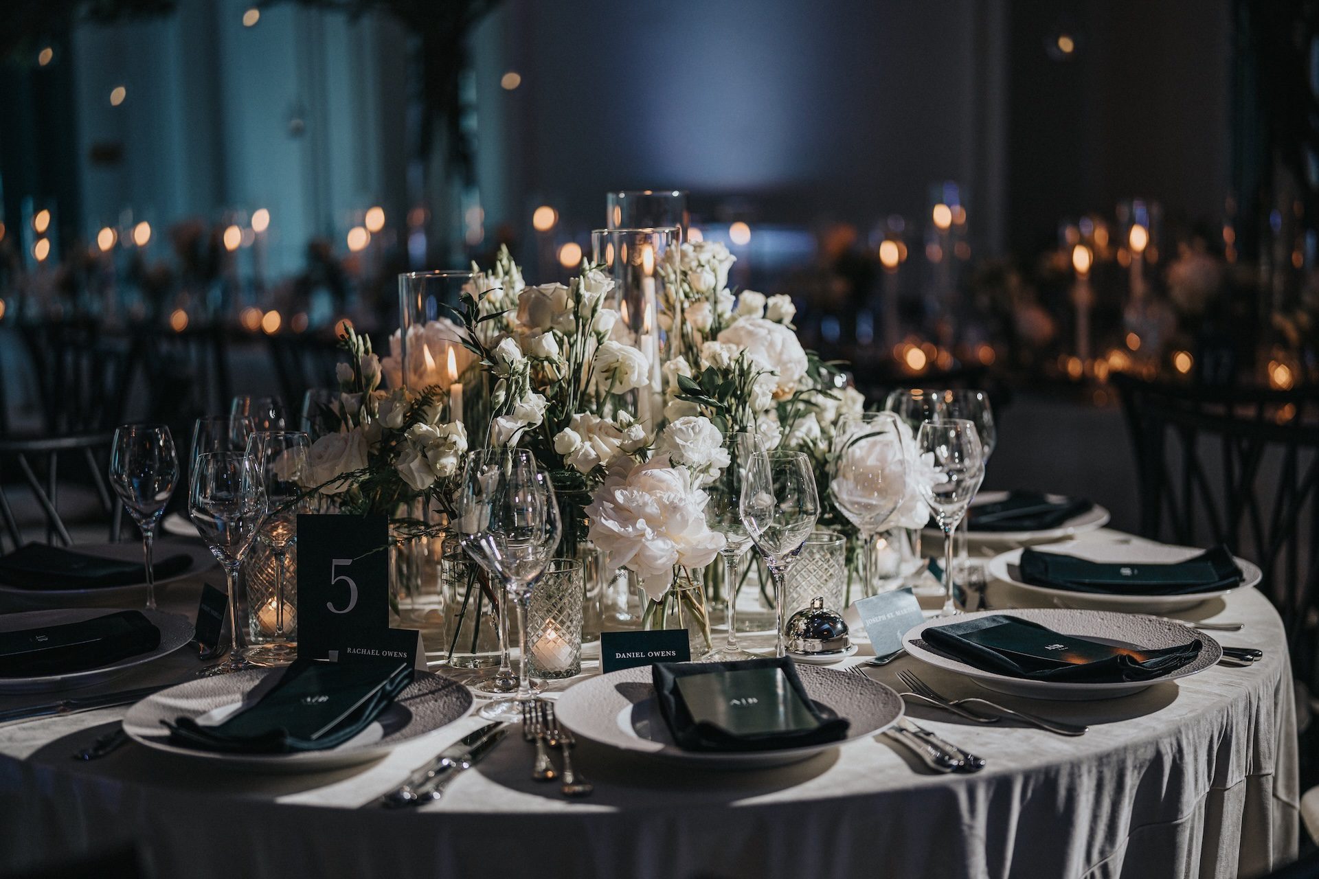 mint to be events cocktail hour decor ptaufiq photography