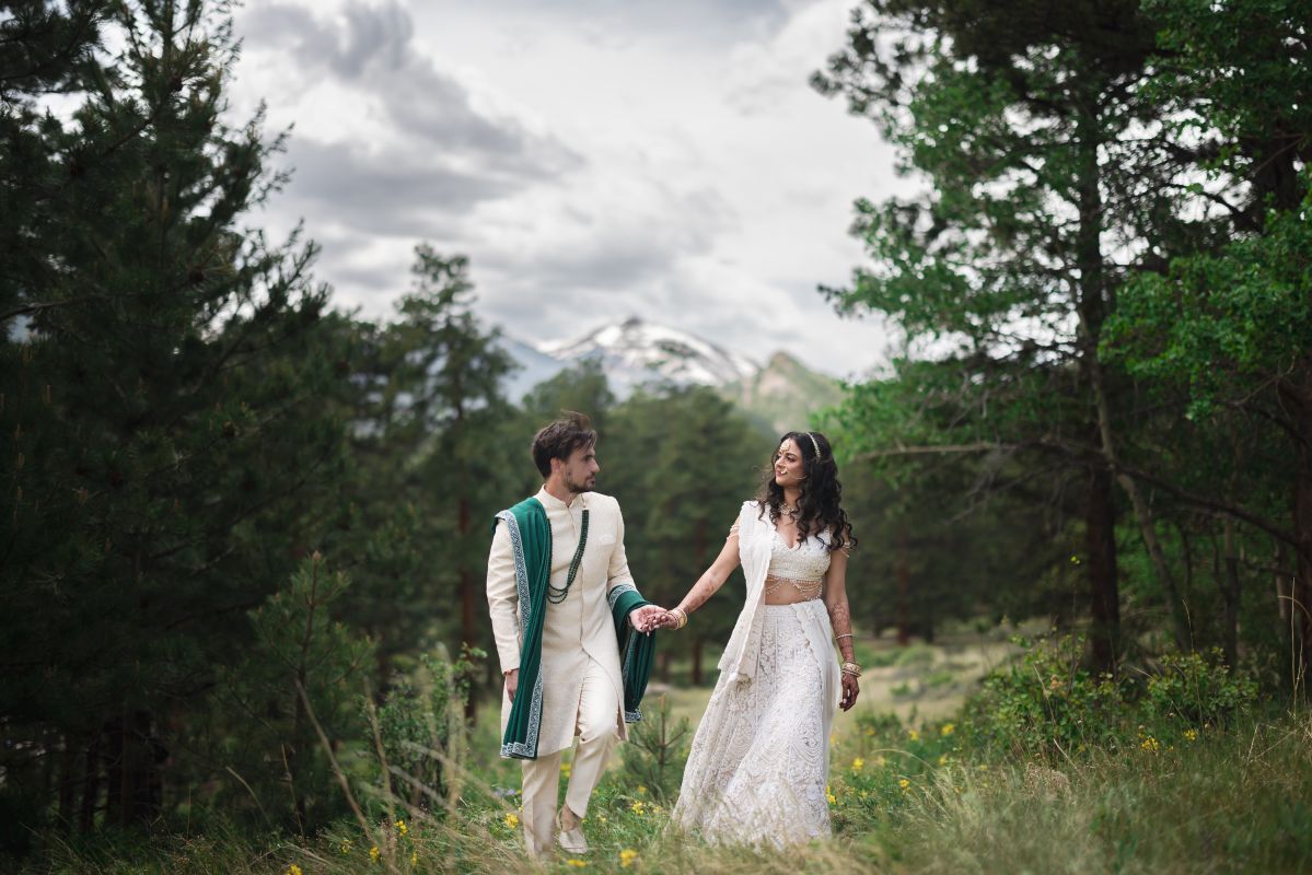ptaufiq Indian wedding Della Terra Mountain Chateau Colorado first look 3