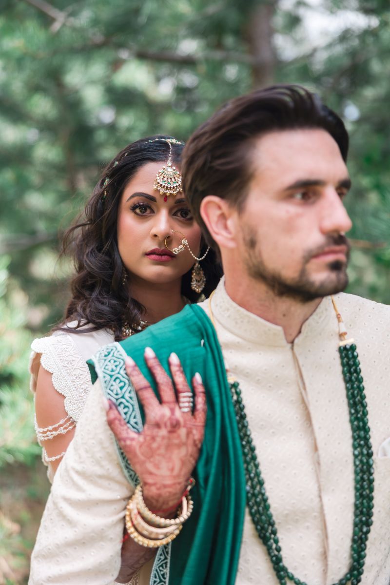 ptaufiq Indian wedding Della Terra Mountain Chateau Colorado first look 9