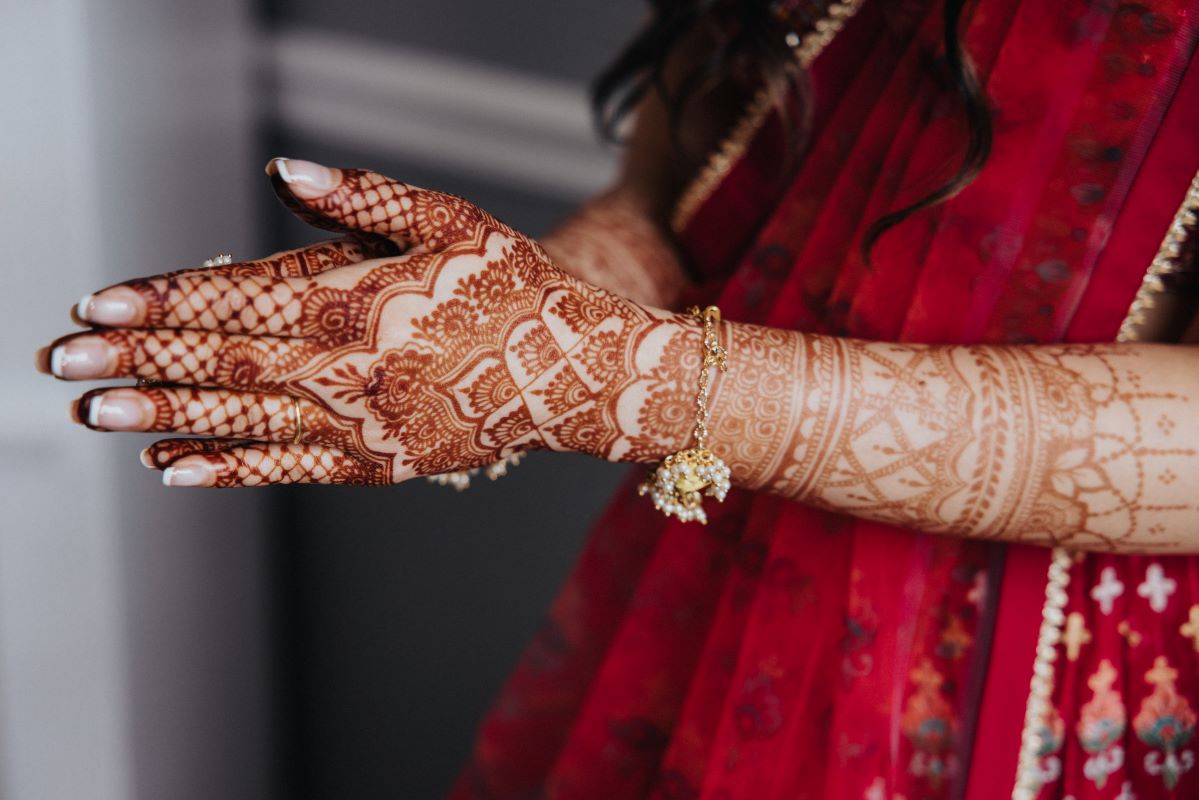 ptaufiq Indian wedding Shadowbrook at Shrewsbury New Jersey Mehendi 2
