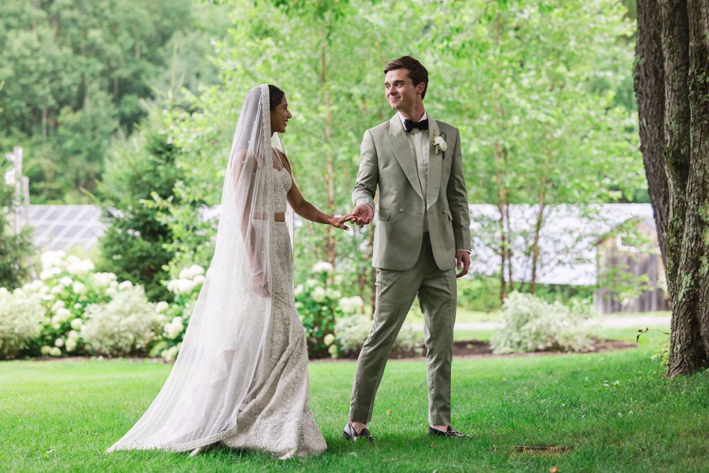 ptaufiq Indian wedding The Hermitage Inn Vermont First Look 5