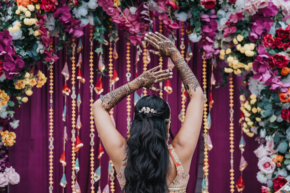 ptaufiq indian wedding Norfolk Waterside Marriot Mehendi 4