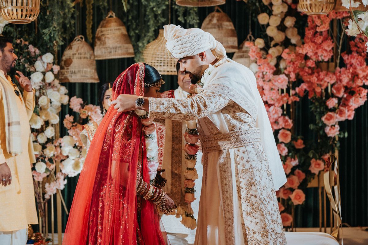 ptaufiq indian wedding Norfolk Waterside Marriot ceremony 12