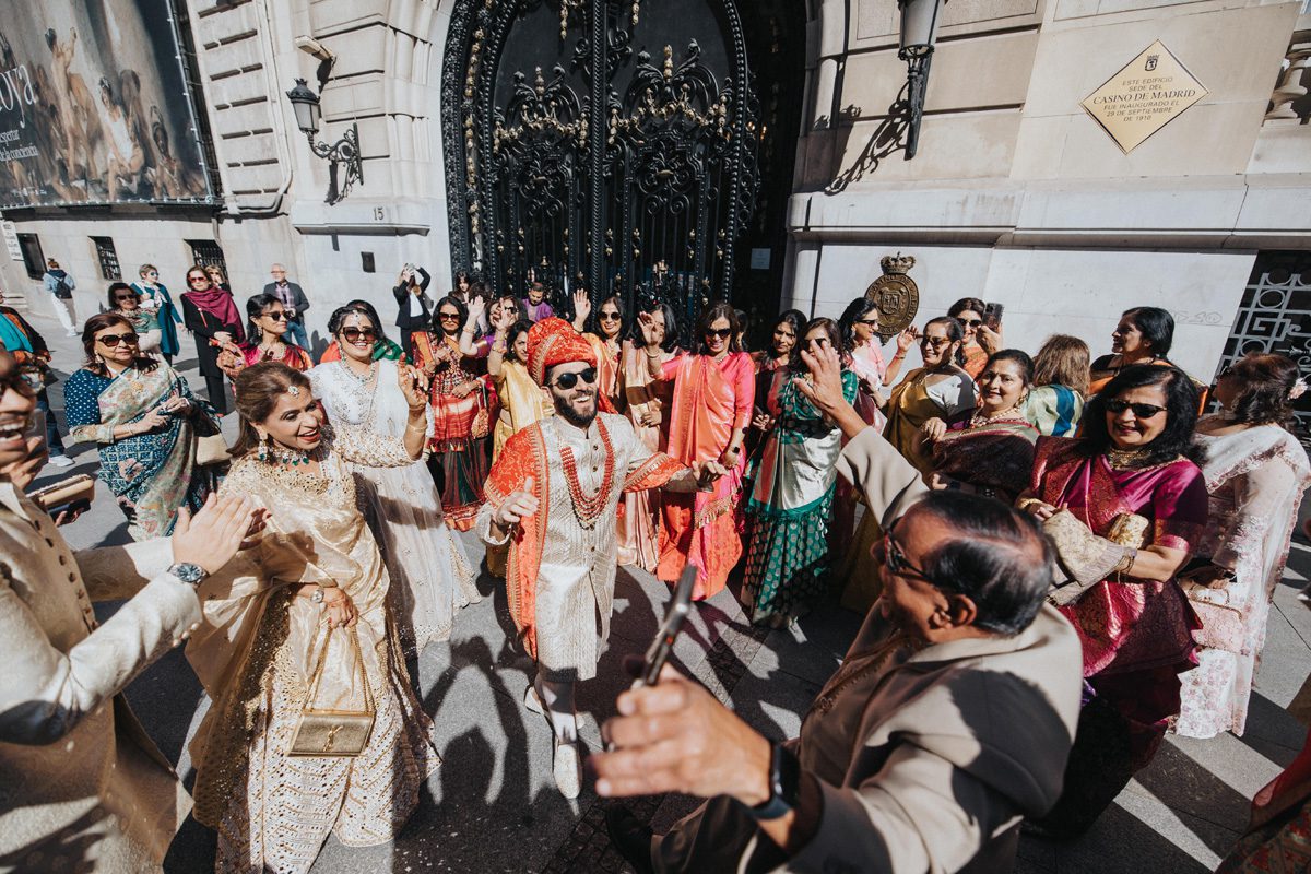 ptaufiq indian wedding casino de madrid spain baraat 4