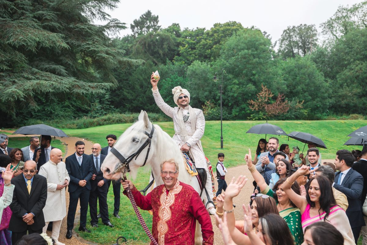 ptaufiq indian wedding pendley manor hotel london baraat 4