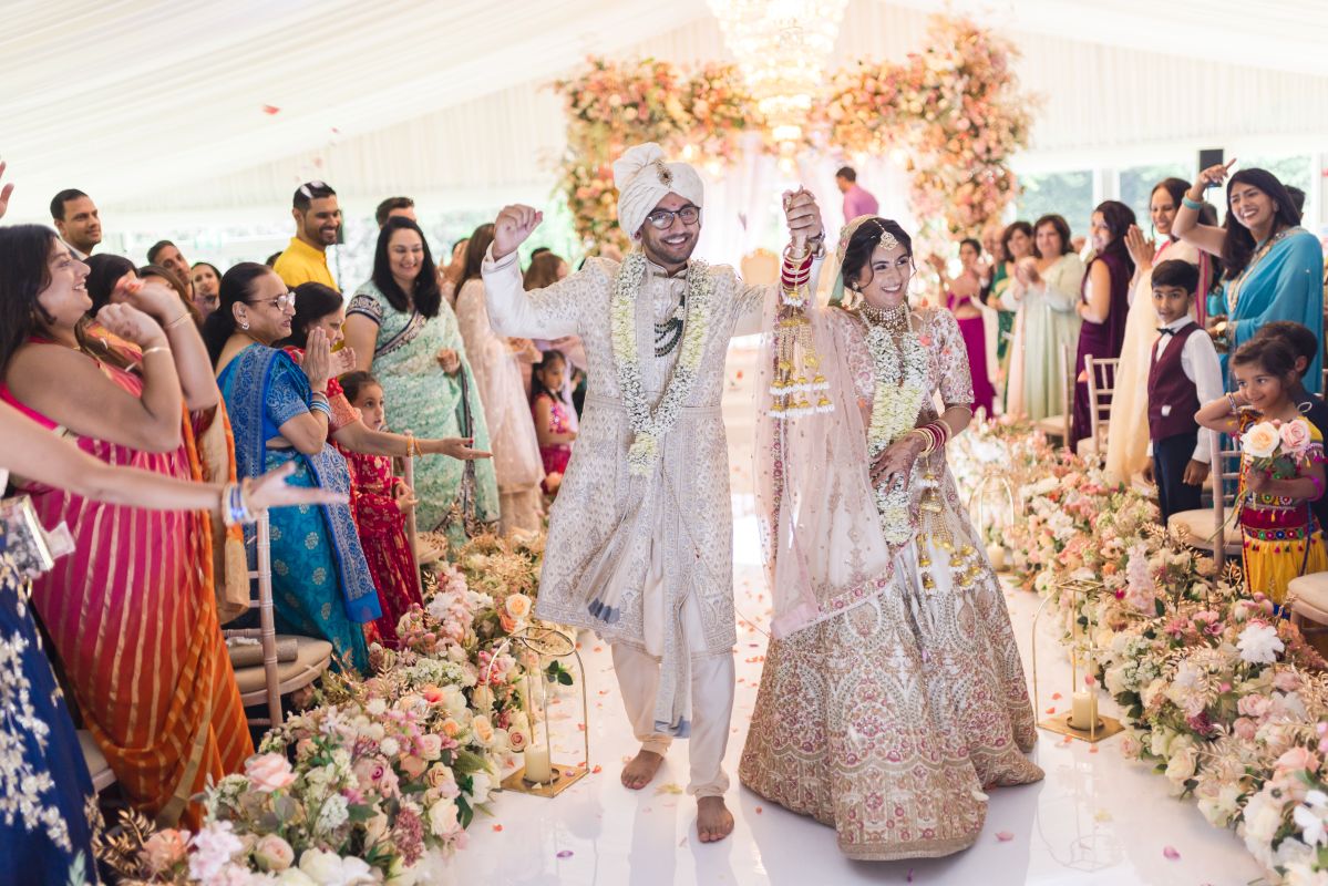 ptaufiq indian wedding pendley manor hotel london ceremony 5