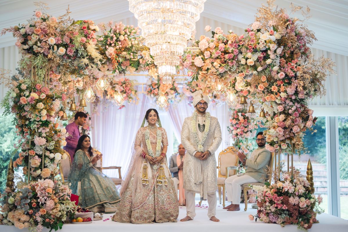 ptaufiq indian wedding pendley manor hotel london ceremony 8