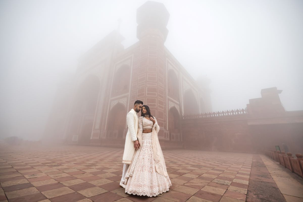 ptaufiq indian wedding photography taj mahal india destination engagement 19